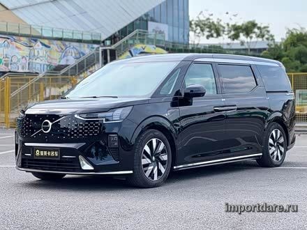 Volvo Em90 спереди