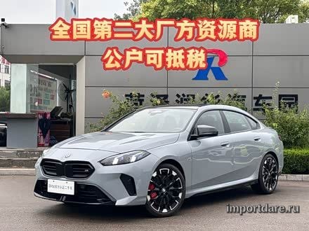 BMW M235L сзади