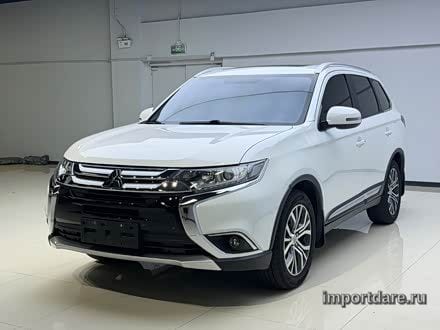MITSUBISHI OUTLANDER 2018 — 90 000 км, Китай — под ключ — фото 1
