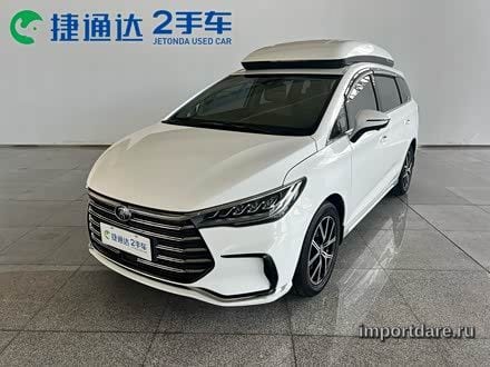 Byd Song Max спереди
