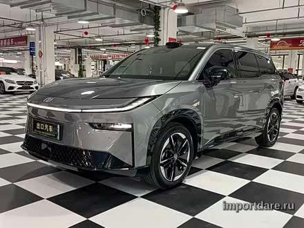 Toyota Bz3x интерьер
