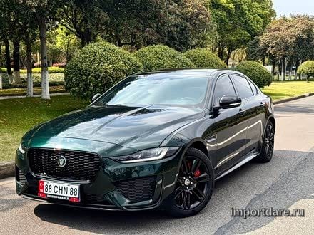 Jaguar Xel спереди