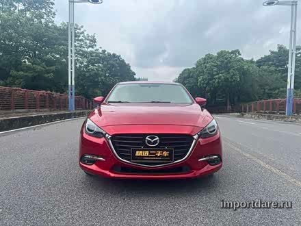 Mazda 3 Axela сзади
