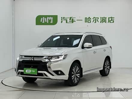 Mitsubishi Outlander 2021
