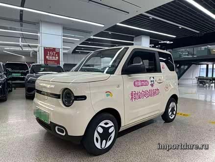 Geely Panda сбоку