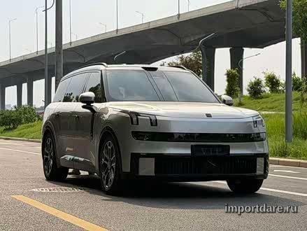 Lynk & Co 900 сзади