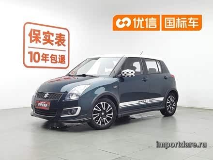 Suzuki Swift спереди