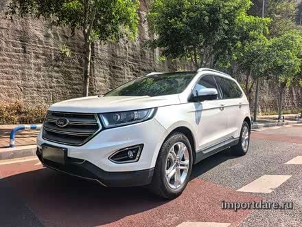 Ford Edge спереди