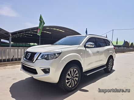 Nissan Terra 2018