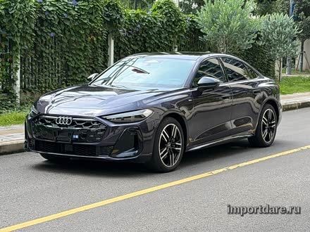 Audi A5 сбоку