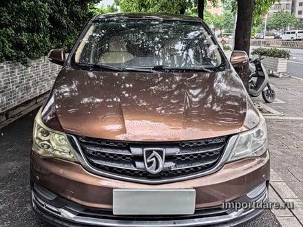 Baojun 730 сбоку