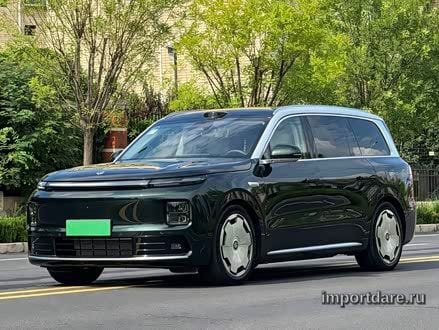 Leapmotor D19 сбоку