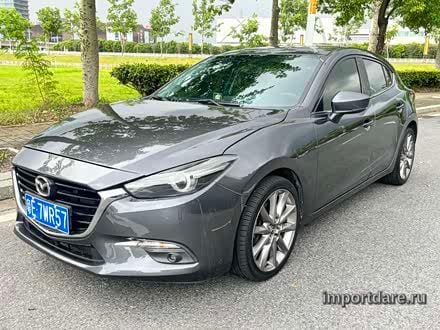 Mazda 3 Axela интерьер