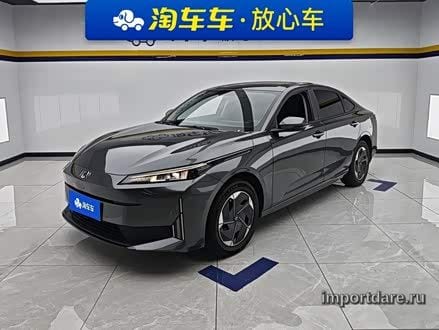 Changan Qiyuan A05 Classic сбоку