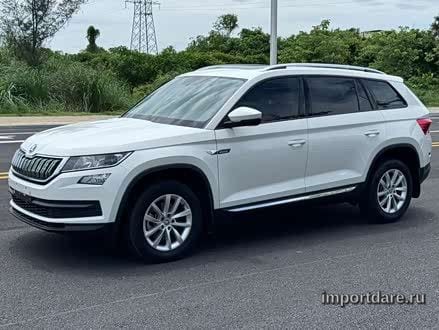 Skoda Kodiaq сбоку