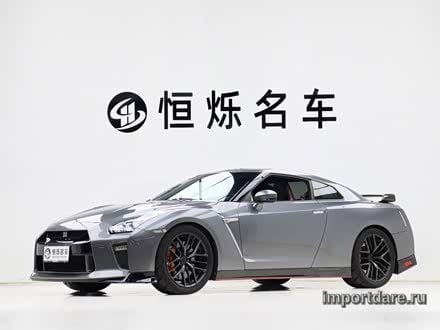 Nissan GT-R 2015