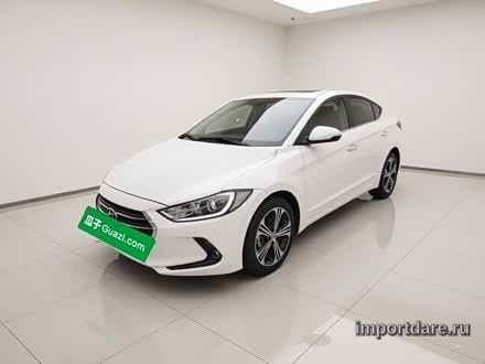 Hyundai Elantra Lingdong сзади
