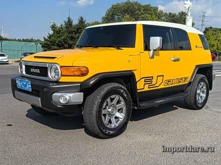 Toyota Fj спереди