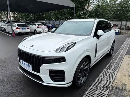 Lynk & Co 09 Em-P сзади