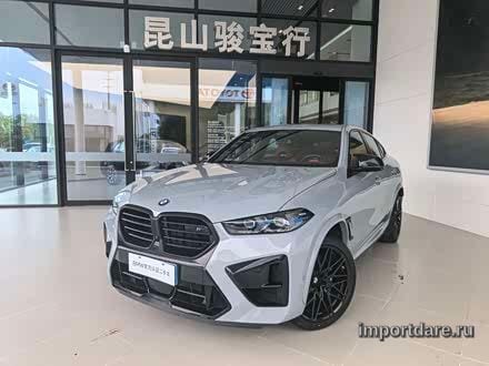 BMW X6 M спереди