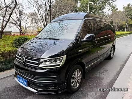 Volkswagen Caravelle сбоку