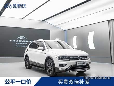 Volkswagen Tiguan L сзади