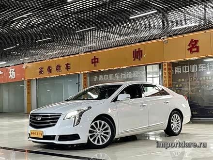 Cadillac Xts сзади