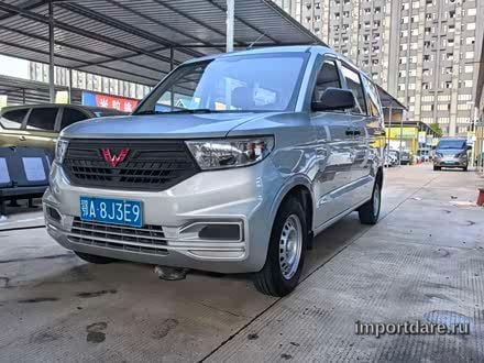 Wuling Hongguang V сзади