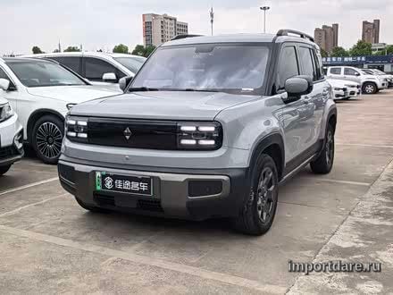 Baojun Yep Plus сзади