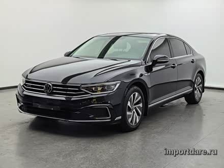 Volkswagen Magotan сзади