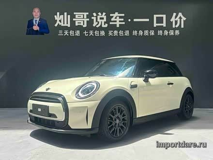 MINI ONE 2022