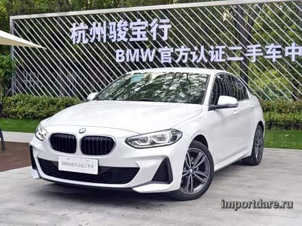 BMW 1 Series спереди