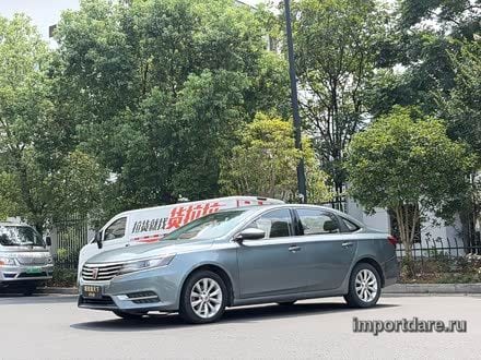 Roewe I6 Classic сзади