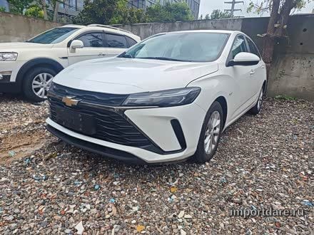 Chevrolet Monza спереди