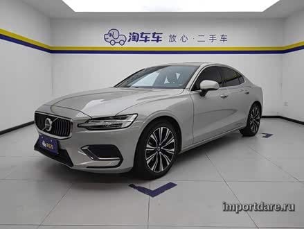Volvo S60 2025