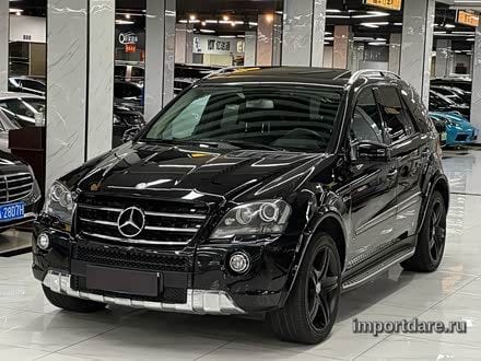 Mercedes-Benz M-Classamg сзади