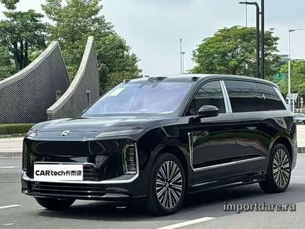Nio Es9 сбоку