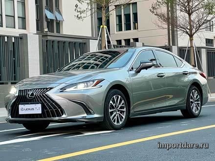 LEXUS ES 2023 — 25 000 км, Китай — под ключ — фото 1