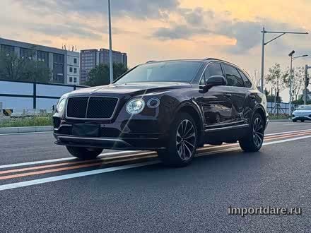 BENTLEY BENTAYGA 2018 — 173 000 км, Китай — под ключ — фото 1