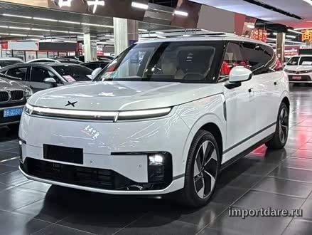 Xpeng Gx спереди