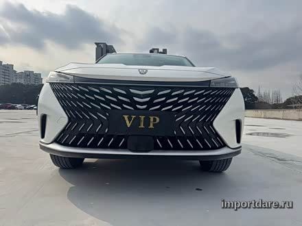 Roewe Rx5 спереди