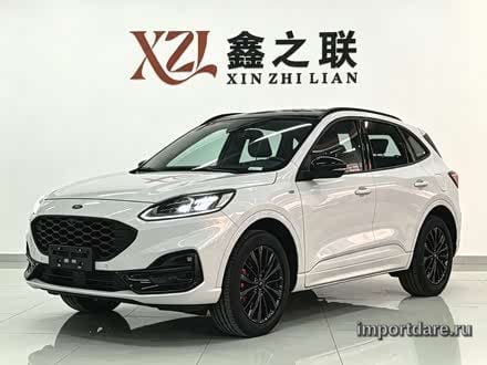 Ford Escape спереди