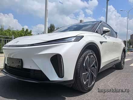 Rising Auto R7 сзади
