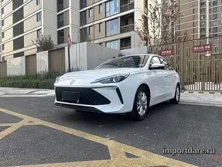 Roewe I5 спереди