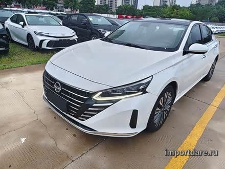 Nissan Teana 2022