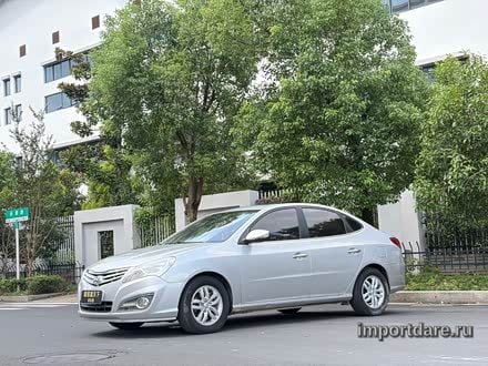 Hyundai Elantra Yuedong 2011