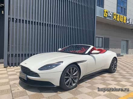 Aston Martin DB11 2023