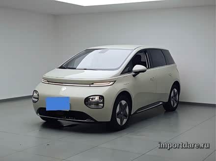 Baojun Yunduo спереди