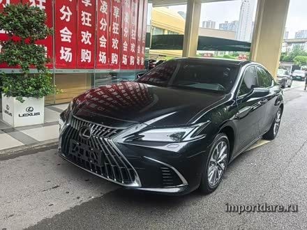 LEXUS ES 2025 — 36 000 км, Китай — под ключ — фото 1