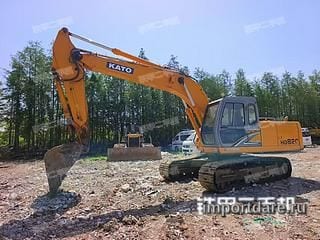KATO HD820-R5 сзади